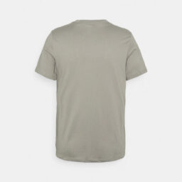 Nike man’s T-shirt (Demo)
